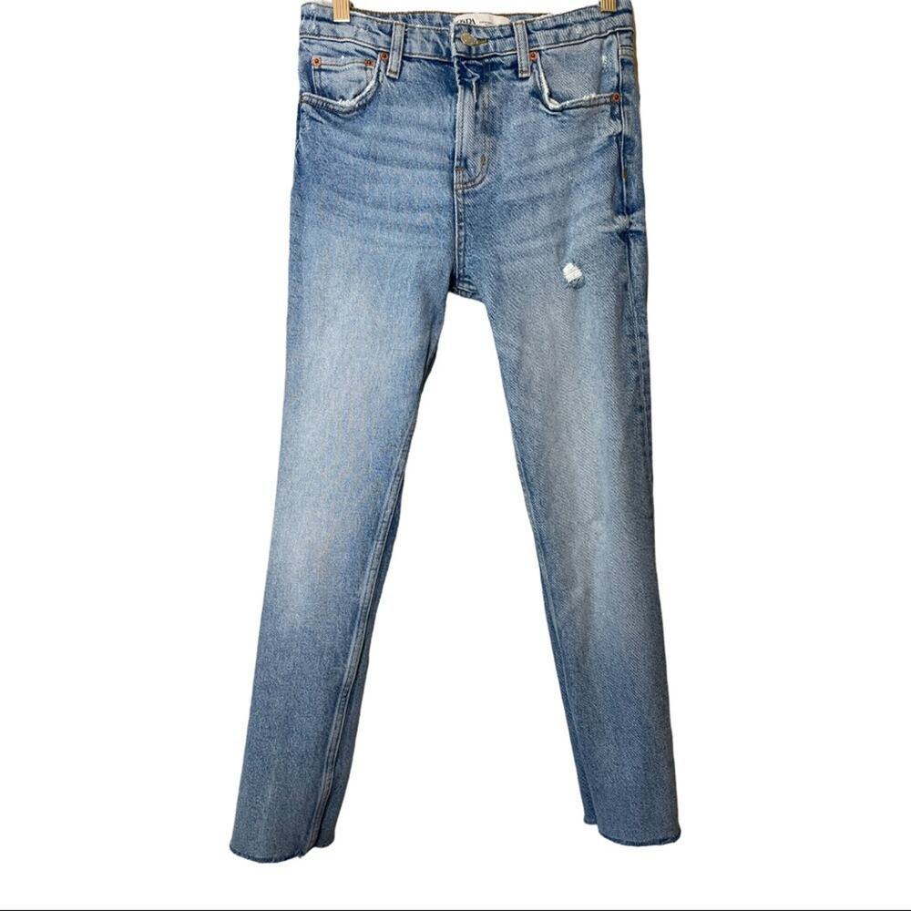 Zara The HW Slim jeans distressed size 2